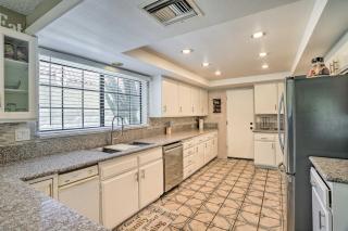 Bright Indio Home with Pool about 2 Mi to Coachella - Indio - 9