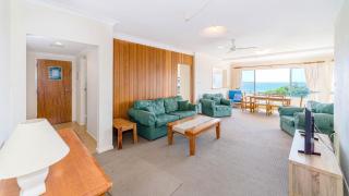 Bindaree unit 7 - Yamba - 8