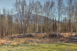 Spacious and Private Home with Lazy Mountain View - 9