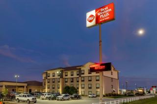 Best Western Plus North Platte Inn & Suites - North Platte - 0