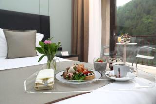 Best Western Plus Paradise Hotel Dilijan - 6