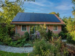 Holiday home with terrace in Wijnaldum - Wijnaldum - 9
