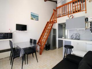 Saint-Cyprien - T2 Mezzanine avec Terrasse et Garage - FR-1-309-353 - Saint-Cyprien - 5