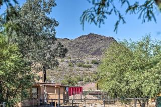 Sunny Phoenix Home with Pool and Backyard Oasis! - Phoenix - 8