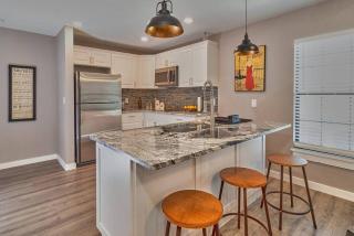 Cozy Haven Attached to Million Home - South Tampa - Tampa - 7