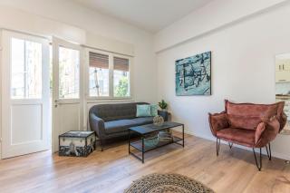1B Patio beach house premium location w/2 balcony - Tel Aviv - 4