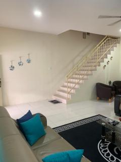 ZillQayyim Homestay - Seri Iskandar - 2
