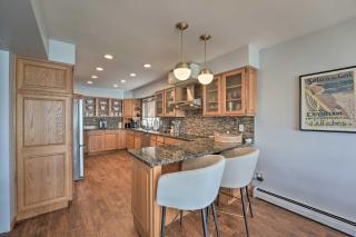 Spacious Delton Home with Fire Pit and Lake Views - Delton - 2