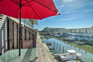 Steps to Ocean City Beach Condo with Pool and Views - Ocean City - 0