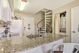 Steps to Ocean City Beach Condo with Pool and Views - Ocean City - 3