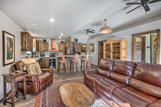 Unique Mtn Getaway with Stunning Outdoor Area! - Red River - 8