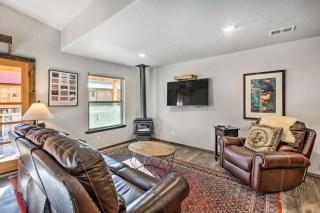 Unique Mtn Getaway with Stunning Outdoor Area! - Red River - 6