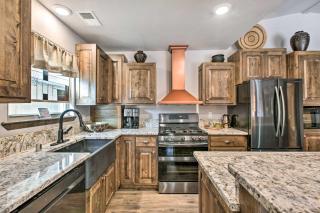 Unique Mtn Getaway with Stunning Outdoor Area! - Red River - 2