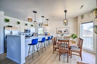 Lake Ozark Condo with Boat Slip and Fireplace - Lake Ozark - 9