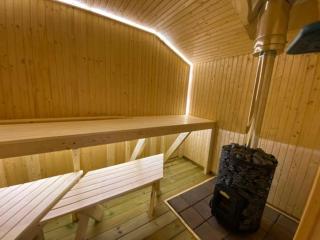 StugaNäraKungsberget - mysig stuga med kamin, grillkåta och vedbastu - 2