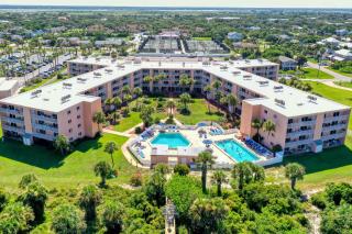 Ocean view condo in beachfront resort with WiFi, central AC, 2 pools, & tennis - St. Augustine - 6