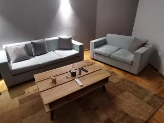 Penthouse spacious w super wifi & terrace, 2 min from metro - Atene - 5