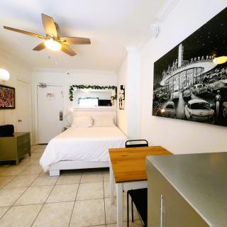 OCEAN FRONT BEACH PADS---South Beach - 7