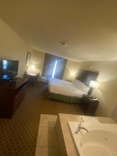 Cobblestone Hotel & Suites - Broken Bow - Broken Bow - 9