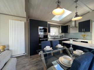 Stewarts Resort Lodge 49 - 7