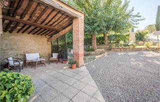 3 Bedroom Amazing Home In Montalcino - Montalcino - 5