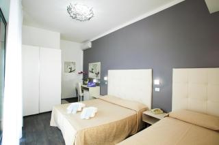 Hotel Iride & Spa - Cesenatico - 4