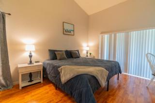 Spacious 4-bedroom 2-bath Abode - Winter Haven - 5