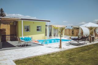Bungalow Lux - Novi Banovci - 3
