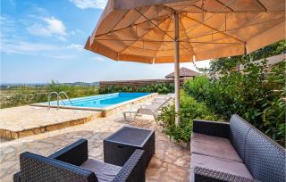 Two-Bedroom Holiday Home In Lisane Tinjske - Lišane Tinjske - 4