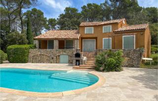 6 Bedroom Awesome Home In Entrecasteaux - 2