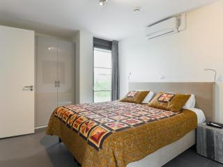 Seaside Getaway with a Beautiful Garden - Kamperland - 3