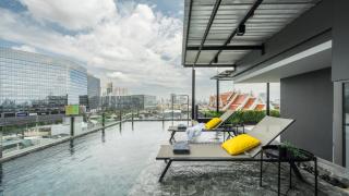 Seekers Finders Rama IV Hotel SureStay Collection by BW - Bangkok - 3