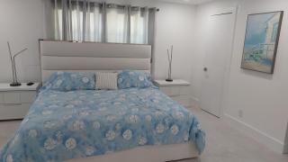 CAPE CORAL CANALFRONT - Cape Coral - 2