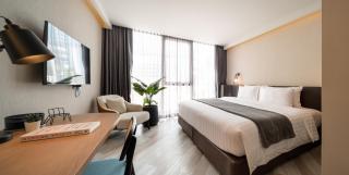 Seekers Finders Rama IV Hotel SureStay Collection by BW - 9