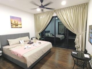 1308 Almas suites Lavender Netflix 100mbps By STAY - Nusajaya - 0