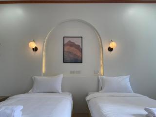สต็อกโฮม เขาใหญ่ (StockHome Khao Yai) - Khanong Phra - 1