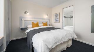 Sunshine Retreat Villa 5 - Cowes - 1