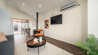 Sunshine Retreat Villa 6 - 3