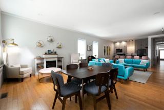115 N Main HUGE 2 bedroom unit on Main Street - St. Charles - 6