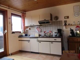 Haus mit Lilie und Rose - 8