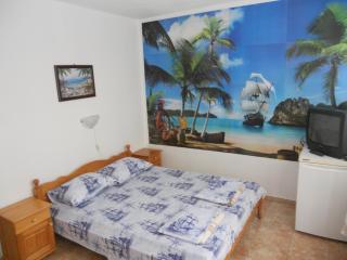 "Ahtopol"-rooms for rent-free parking 100 meters away - Ahtopol - 4