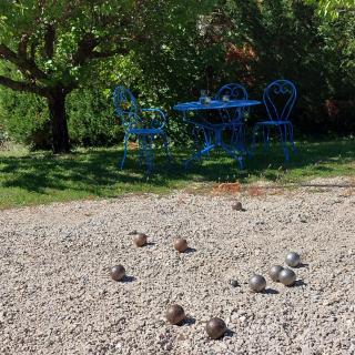 Freundliches Haus mit Pool und großem Garten - 1