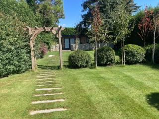 Delightful self contained let in a village setting - Merston - 0