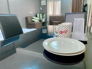 Adam's Hotel Apartment - Pandi - 4