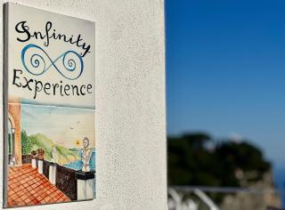 Infinity Experience Casa Vacanza Incantevole con Terrazzo - Scala - 6