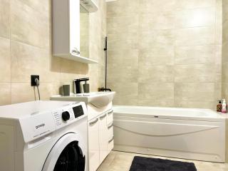 OASIS, Charming 1BD apartment with living room - 5