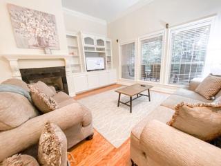 Spacious King Suite Mid Town Home With Serene Patio - Hattiesburg - 9