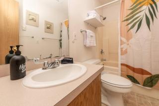 Cozy 2 bedroom condo walking distance from the beach - Ocean Shores - 6