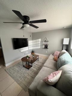 Bohemian 1 Bedroom- Minutes from Busch Gardens - Tampa - 9