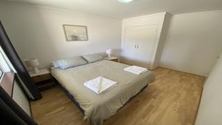 18 On Doust Unit, 18 Seafront Estate - 2